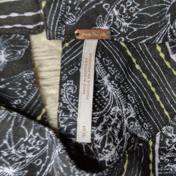 Free People Black Walking on a Dream Tunic Blouse Size S - Picture 11 of 14